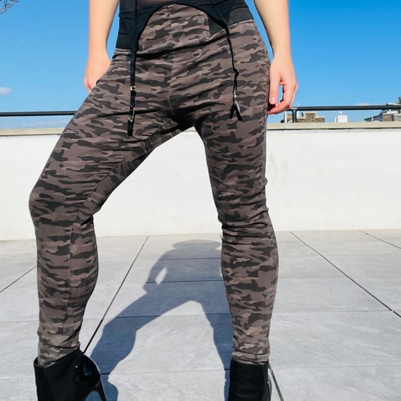 Simply Vera Wong Genderless Pant Camo Leggings Slouchy Lowered Crotch - Picture 12 of 17